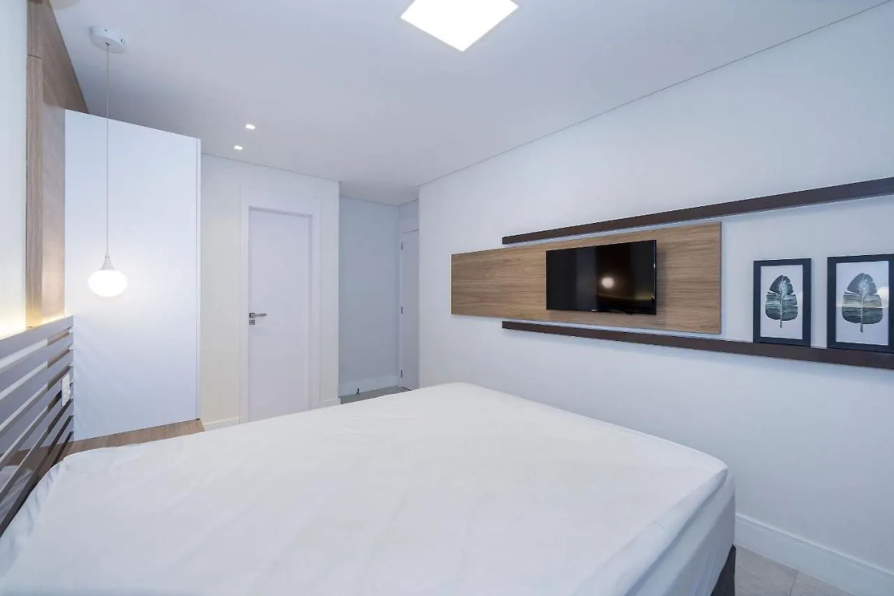 Lejlighed Porto Madero 104 - Apartamento No Centro De Bombinhas - Rooftop Com Piscina E Academia - A Poucos Metros Da Praia - Brasilien