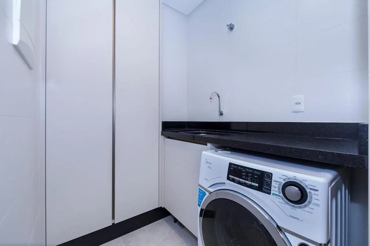 Porto Madero 104 - Apartamento No Centro De Bombinhas - Rooftop Com Piscina E Academia - A Poucos Metros Da Praia -